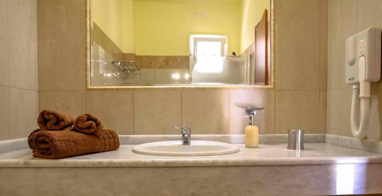 Coloma Apartments Pefkos Pefki  ภายนอก รูปภาพ